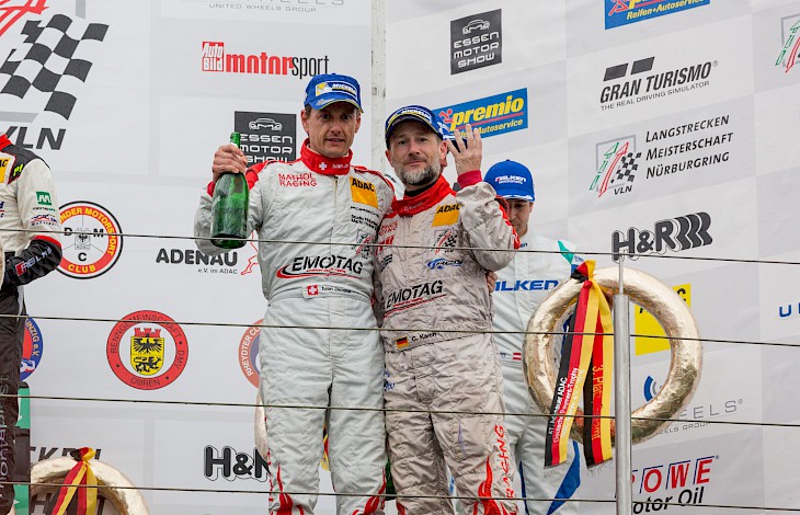 VLN2: Zimmermann Porsche выиграл свою первую гонку